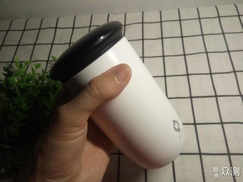 快速喝上温水如此简单——小水怪U1智能降温杯使用体验